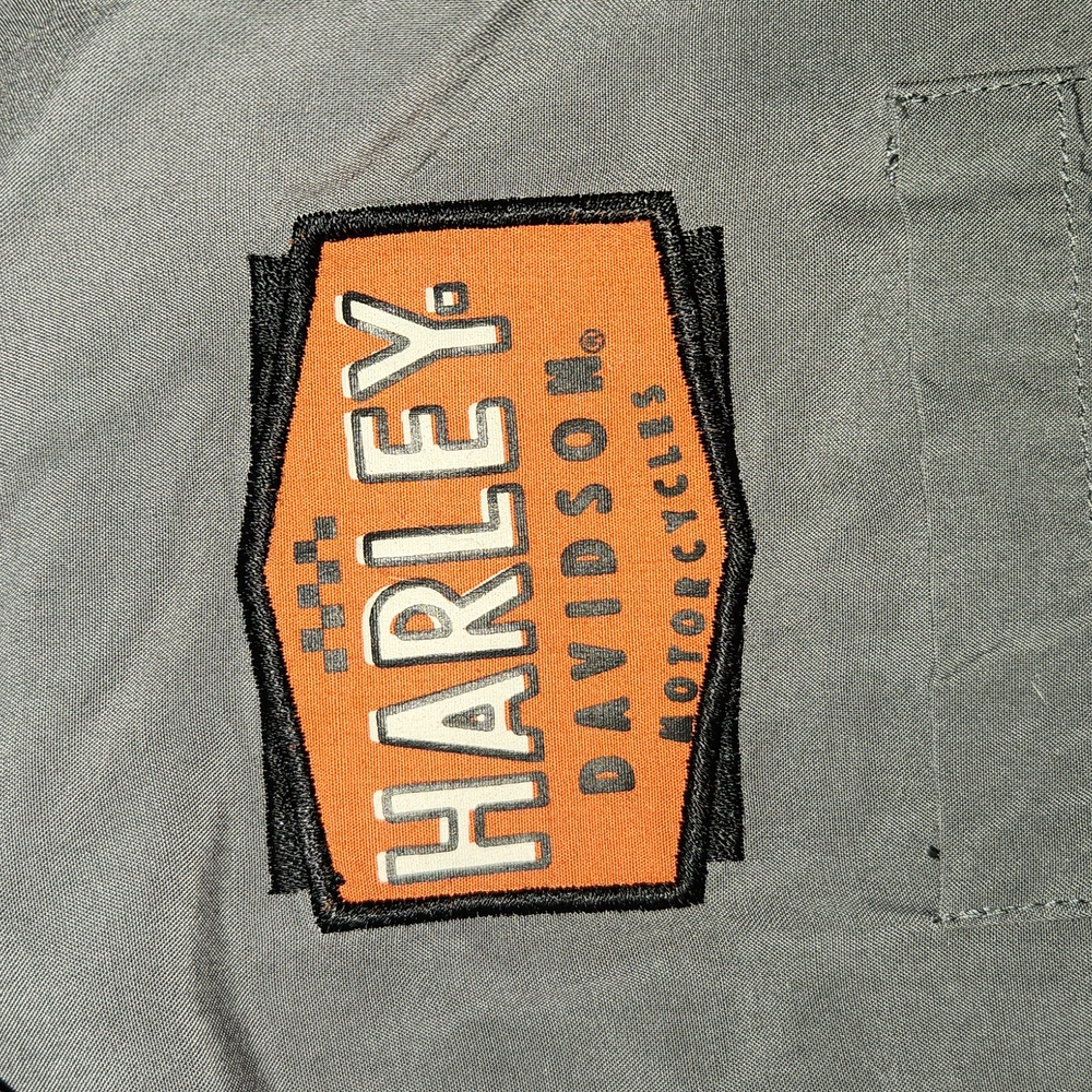 Two Womens Sleeveless Shirts. Both Large. Cream colored 100% Cotton. Grey is S - Picture 5 of 7